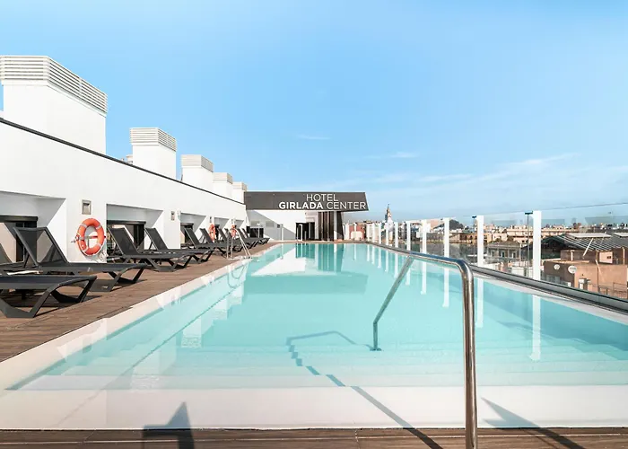 Hotel: Hotel Giralda Center