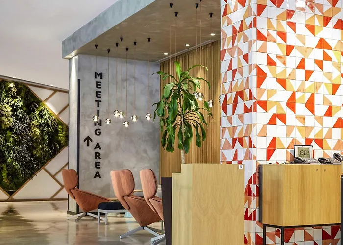  Novotel Sevilla